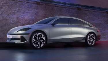 Hyundai Ioniq 6 – front quarter